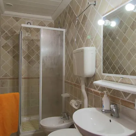 Holiday home Holiday Gufo Pozzuolo